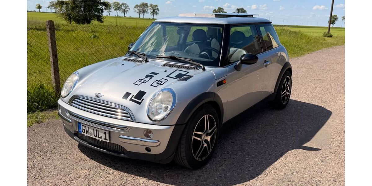 Mini Cooper 199.700 km 1.999 &euro; Gützkow 17506