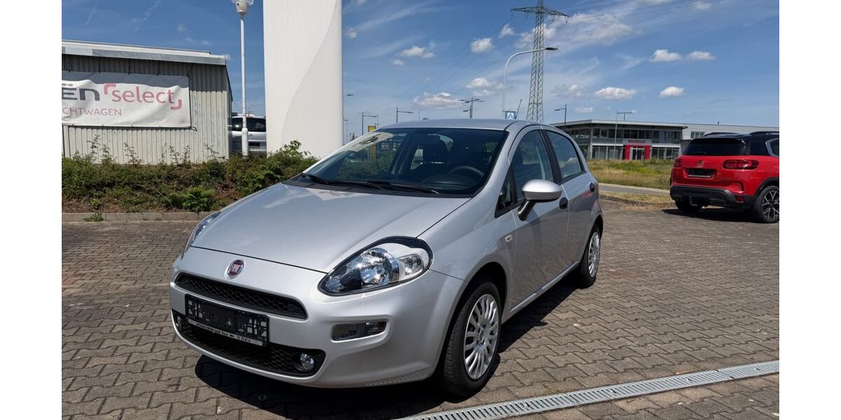 Fiat Punto 29.700 km 5.980 &euro; Riesa 01587