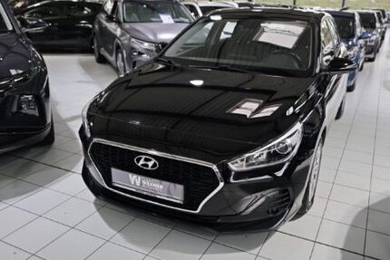 Hyundai i30 144.000 km 8.990 &euro; Hamburg 22525
