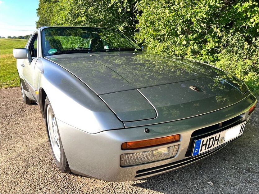 944