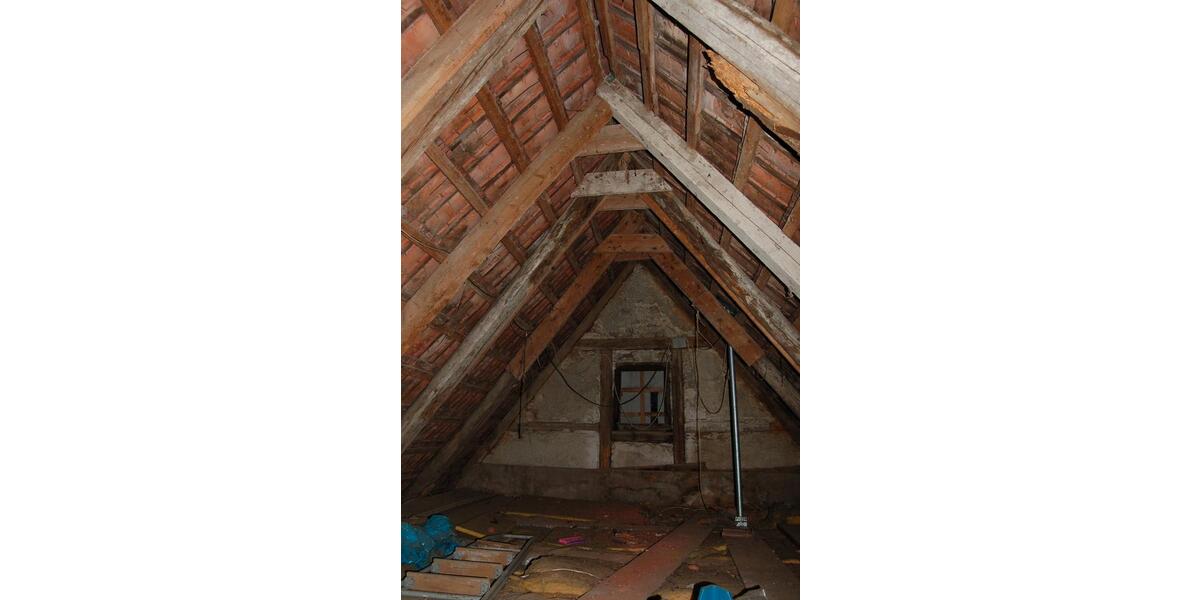 Doppelhaushälfte Mengen - 6 Zimmer, 165 m&sup2;, 220.000&euro; | Angebot:27119952