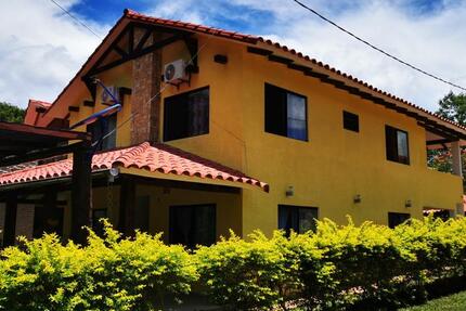 Haus Pemfling - 4 Zimmer, 275 m&sup2;, 130.000&euro; | Angebot:24766630