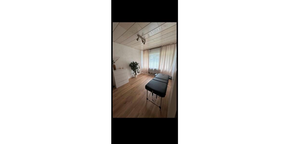 Etagenwohnung Horn-Bad Meinberg Bad Meinberg - 3 Zimmer, 121 m&sup2;, 190.000&euro; | Angebot:26197528