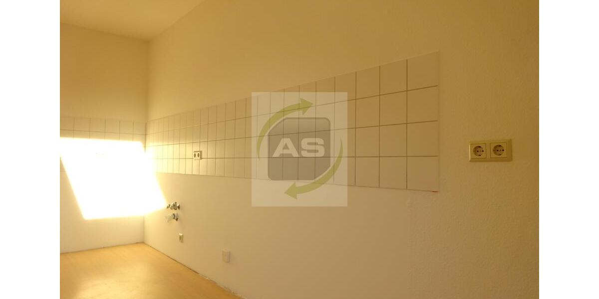 Dachgeschoßwohnung Zwickau - 3 Zimmer, 101 m&sup2;, 749&euro; | Angebot:26004595