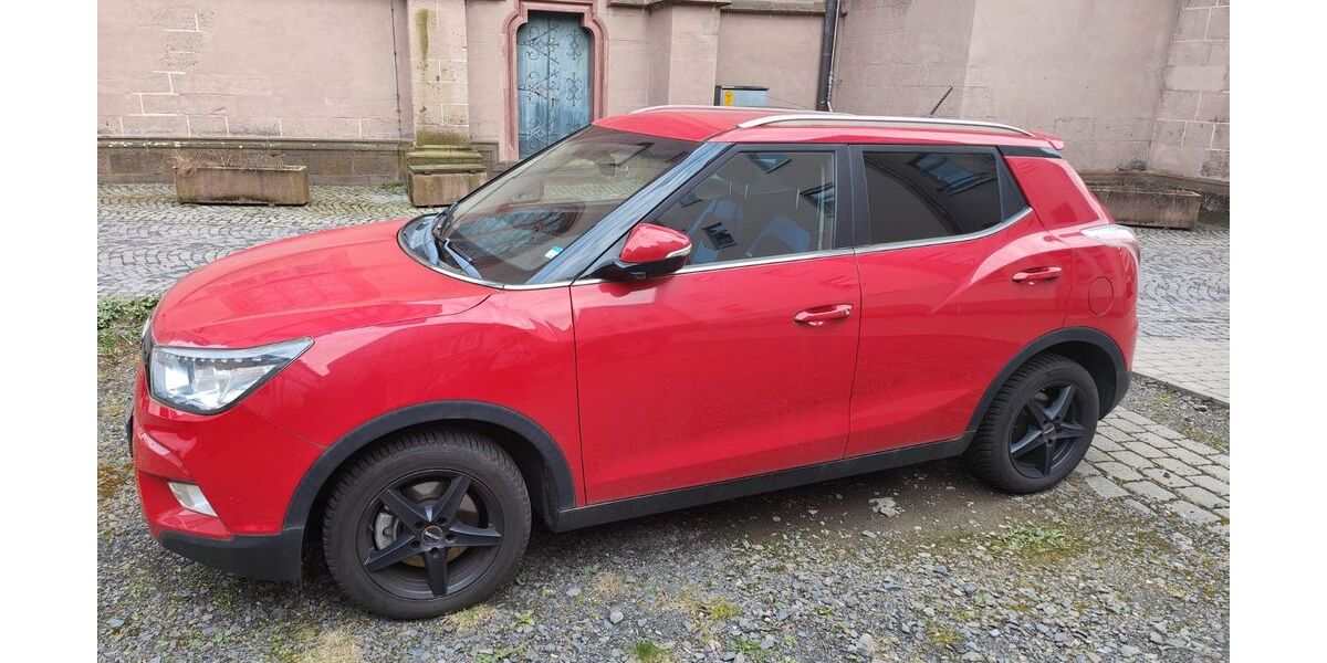 SsangYong Tivoli 53.650 km 6.900 &euro; Echzell 61209