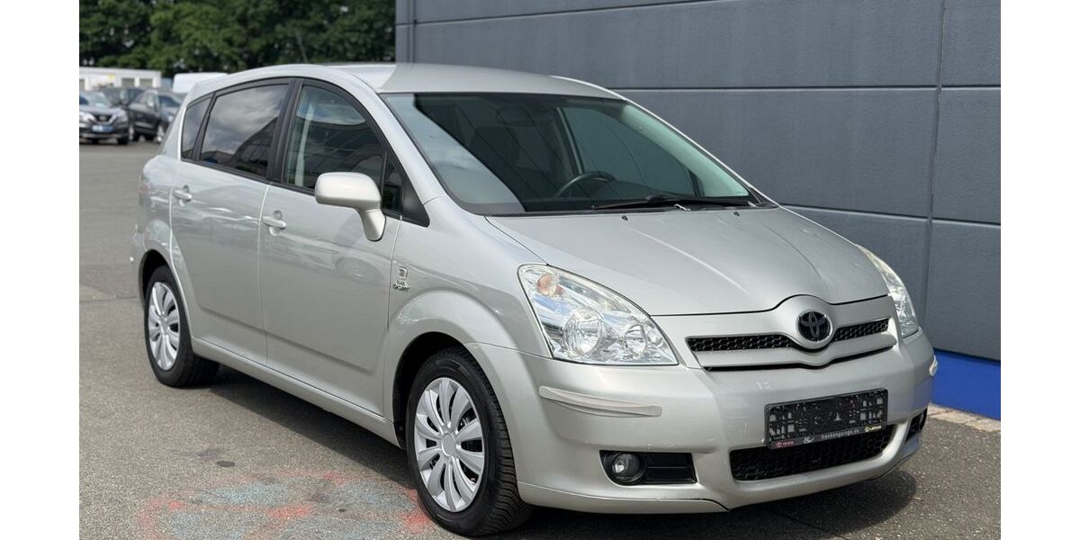 Toyota Corolla Verso 295.000 km 2.990 &euro; Fürth 90763