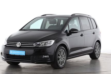 VW Touran 60.027 km 24.970 € Plattling 94447