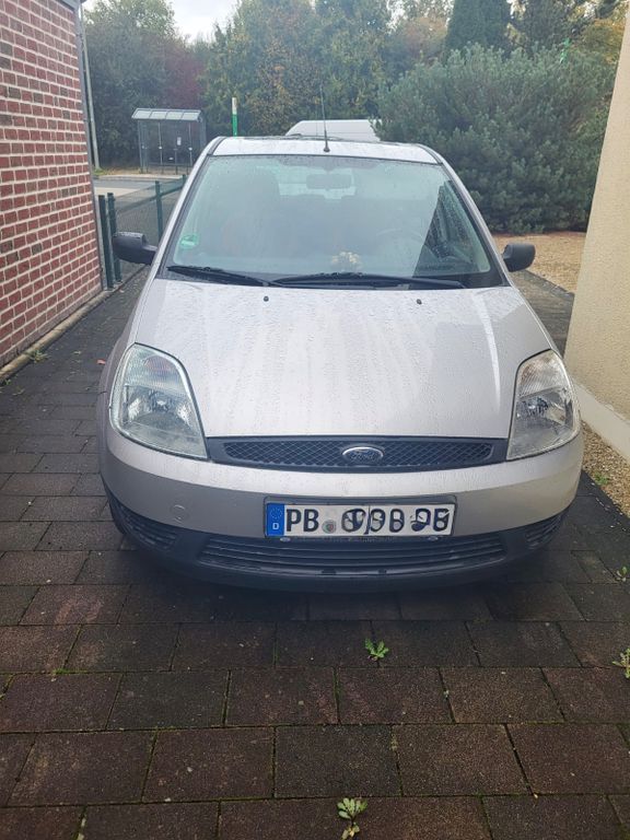 Ford Fiesta 156.050 km 1.950 € Salzkotten 33154