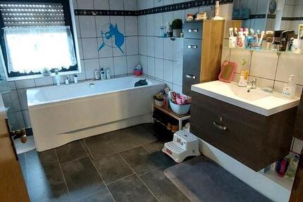 6 Zimmer im EG in Ruhiger Lage mit Großen Garten 6 zimmer