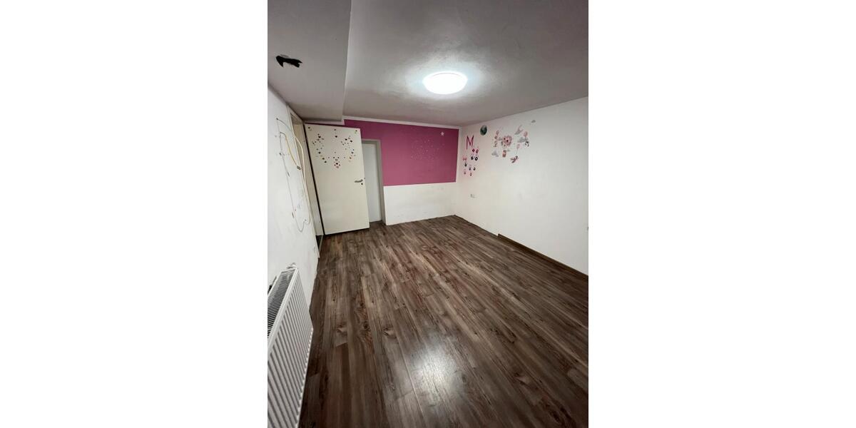 Mehrfamilienhaus, Wohnhaus Ipsheim - 7 Zimmer, 170 m&sup2;, 500.000&euro; | Angebot:27024841