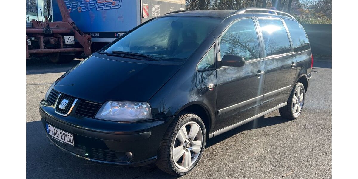 Seat Alhambra 200.700 km 3.000 &euro; Offenbach 63069