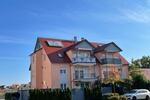 Sonnige, hochwertig ausgestattete Wohnung mit Balkon und Garage zimmer