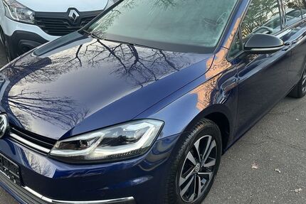 VW Golf 93.742 km 15.990 &euro; Berlin 12249
