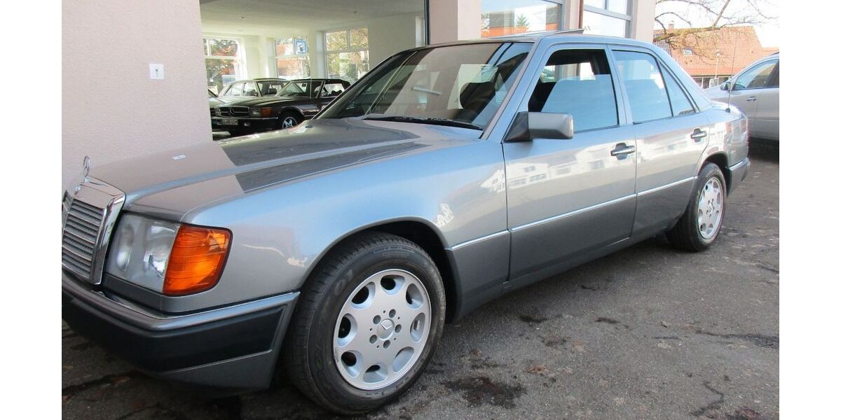 Mercedes-Benz 230 143.300 km 14.500 &euro; Weil 86947