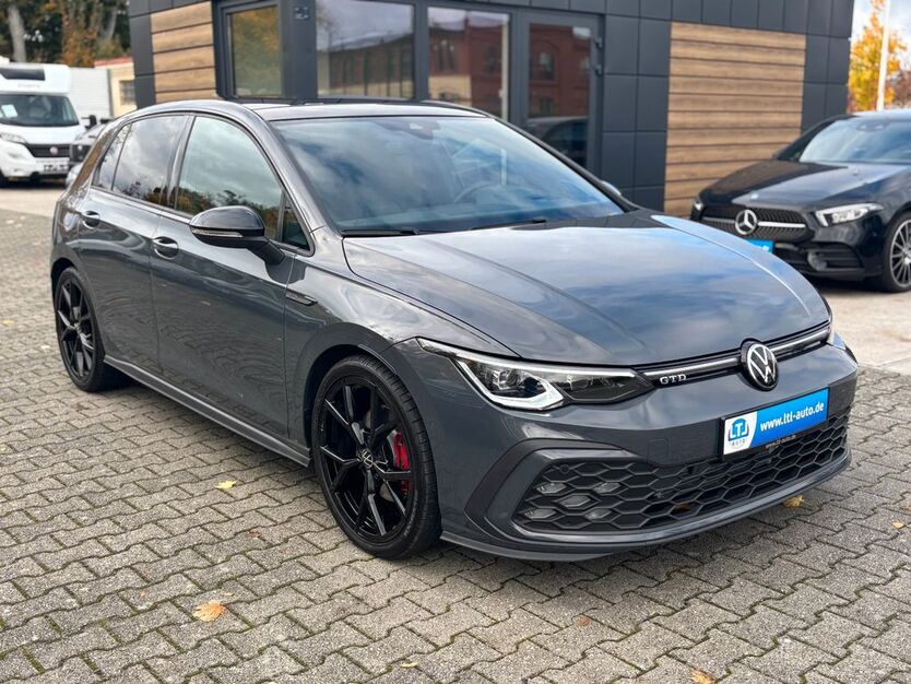 VW Golf 5.584 km 35.999 € Cottbus 03050