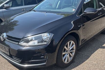 VW Golf 198.000 km 6.600 &euro; Lübeck 23560