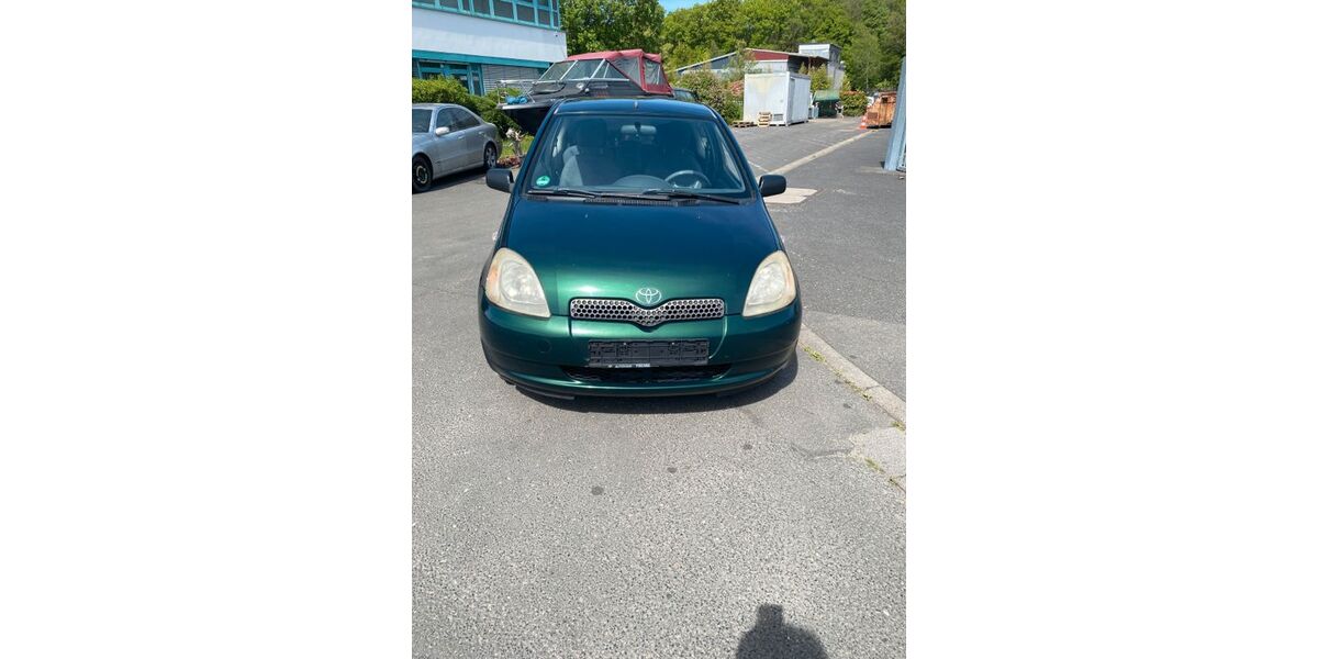 Toyota Yaris 174.000 km 1.699 &euro; Hanau 63457