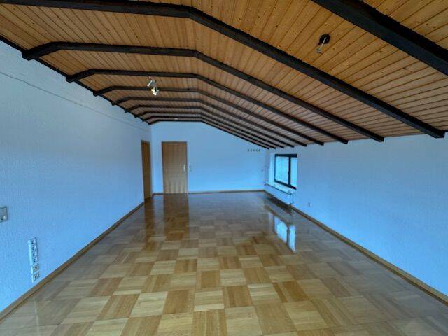 Einfamilienhaus Kusel Bledesbach - 7 Zimmer, 235 m&sup2;, 1.490&euro; | Angebot:23944502