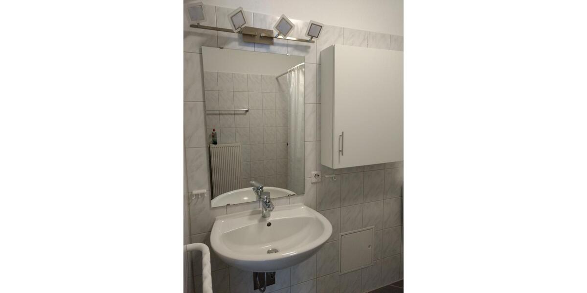 Dachgeschoßwohnung Biebertal - 1 Zimmer, 38 m&sup2;, 385&euro; | Angebot:25419190