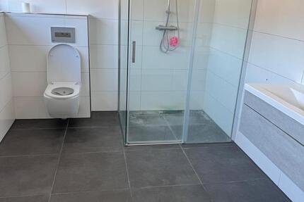 Großzügiges ein zwei Familien haus bj1982 67363 Lustadt 7 zimmer