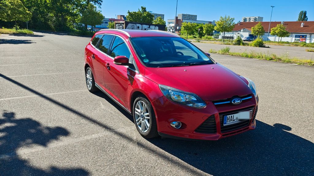 Ford Focus 156.000 km 5.600 &euro; Halle 06130