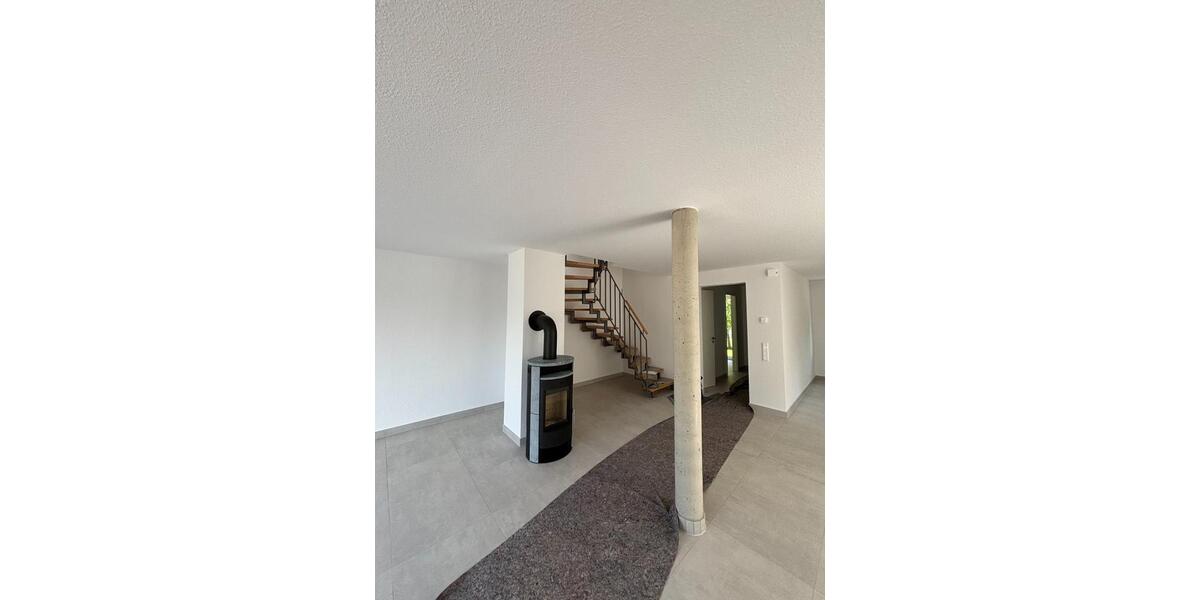 Sparen Sie bis zu 30% Energiekosten Neubau RH Whg. in Crimmitschau, Bebelstraße inkl. Kaminofen 4.5 zimmer