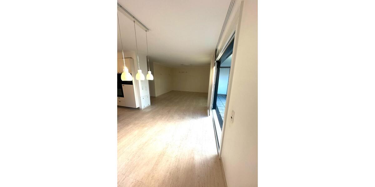 Erdgeschoßwohnung Gundelfingen - 3 Zimmer, 101 m&sup2;, 1.700&euro; | Angebot:26315096