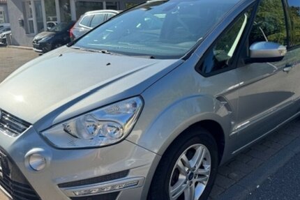 Ford S-Max Business Edition 7-Sitzer 196.000 km 3.990 € Neckarsulm 74172