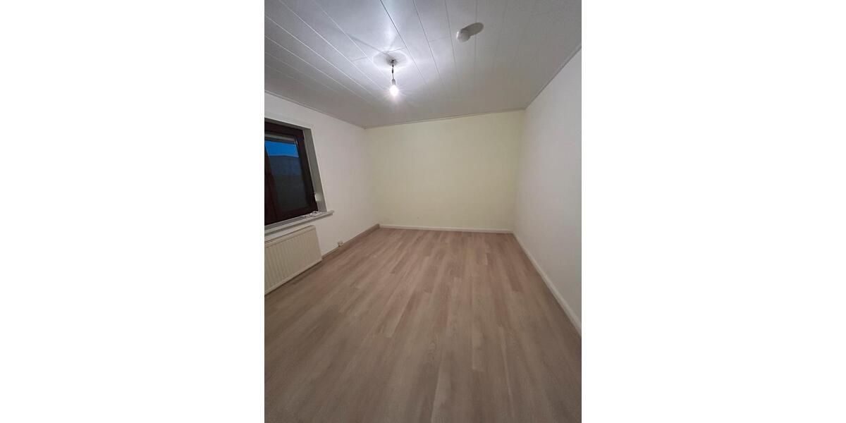 Erdgeschoßwohnung Bad Grund (Harz) - 3 Zimmer, 73 m&sup2;, 480&euro; | Angebot:25567947