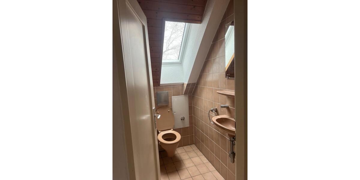 Dachgeschoßwohnung Ludwigshafen am Rhein Parkinsel - 2.5 Zimmer, 60 m&sup2;, 950&euro; | Angebot:24704884