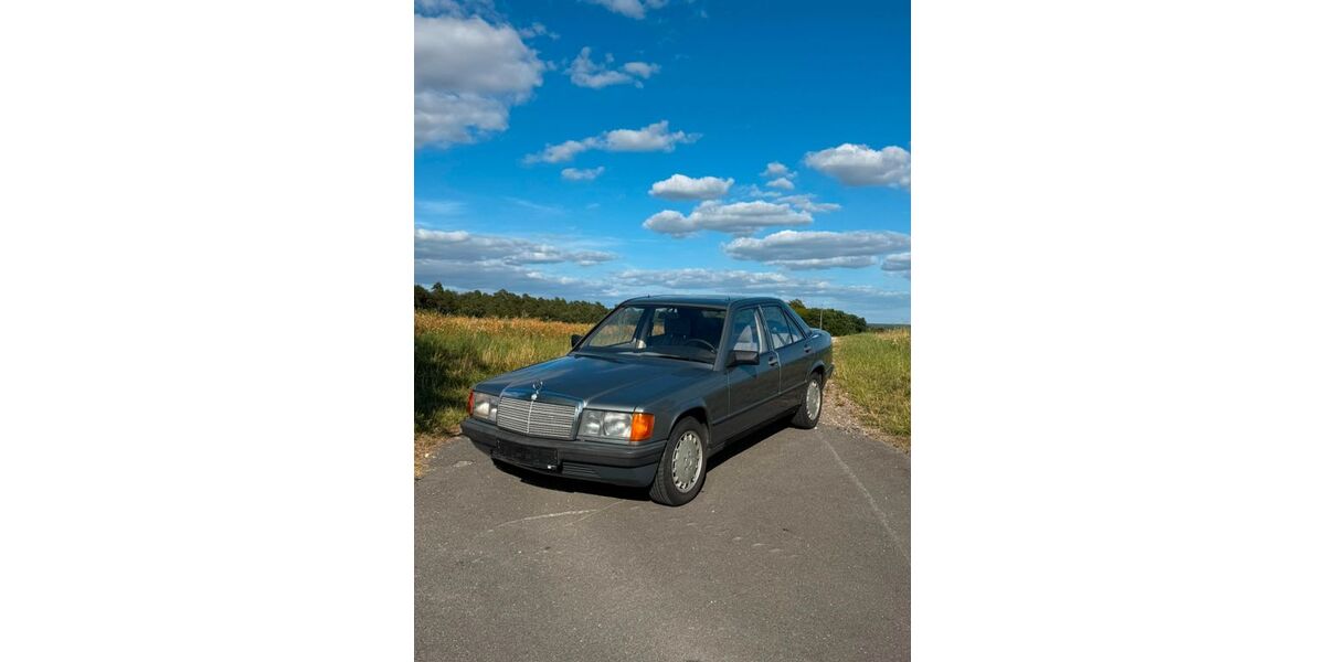 Mercedes-Benz 190 207.000 km 2.900 &euro; Schönbrunn 96185