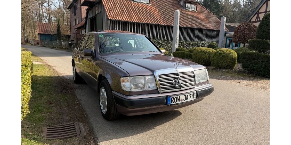 Mercedes-Benz E 260 241.000 km 12.390 &euro; Sittensen 27419