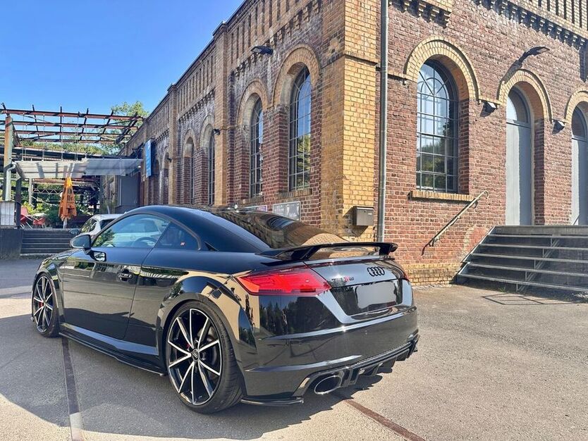 TT RS