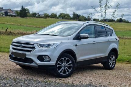 Ford Kuga 121.500 km 14.500 € Blankenheim 53945
