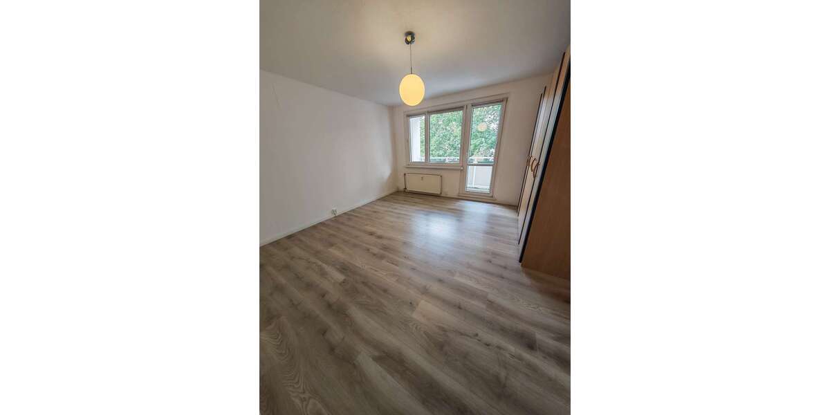 Etagenwohnung Cottbus Merzdorf - 3 Zimmer, 63 m&sup2;, 129.000&euro; | Angebot:27252109