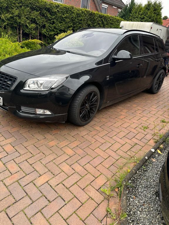 Opel Insignia 181.049 km 6.700 € Oldenburg 26125