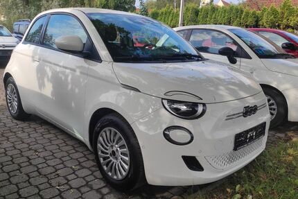 Fiat 500e 18.960 km 23.650 &euro; Gersthofen/Batzenhofen 86368