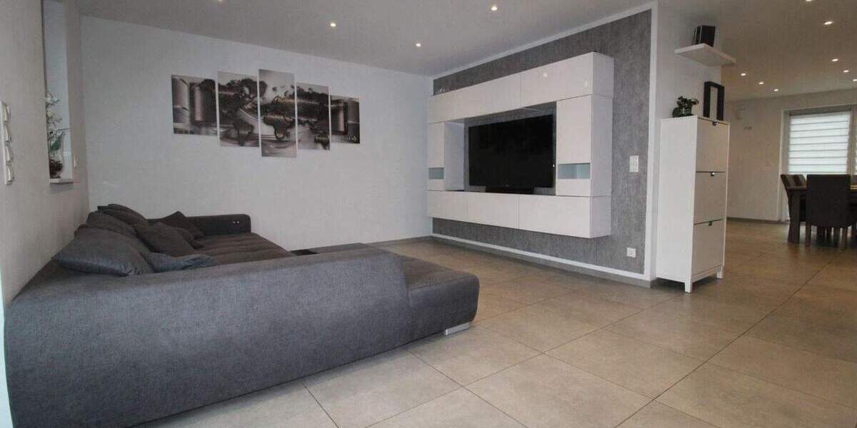 Doppelhaushälfte Sinzig - 6 Zimmer, 150 m&sup2;, 598.000&euro; | Angebot:25778348