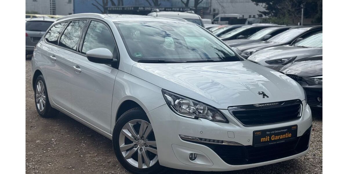 Peugeot 308 116.000 km 8.000 &euro; Berlin 13127