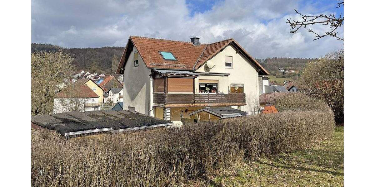 Mehrfamilienhaus, Wohnhaus Küps Schmölz - 7 Zimmer, 250 m&sup2;, 185.000&euro; | Angebot:25802805