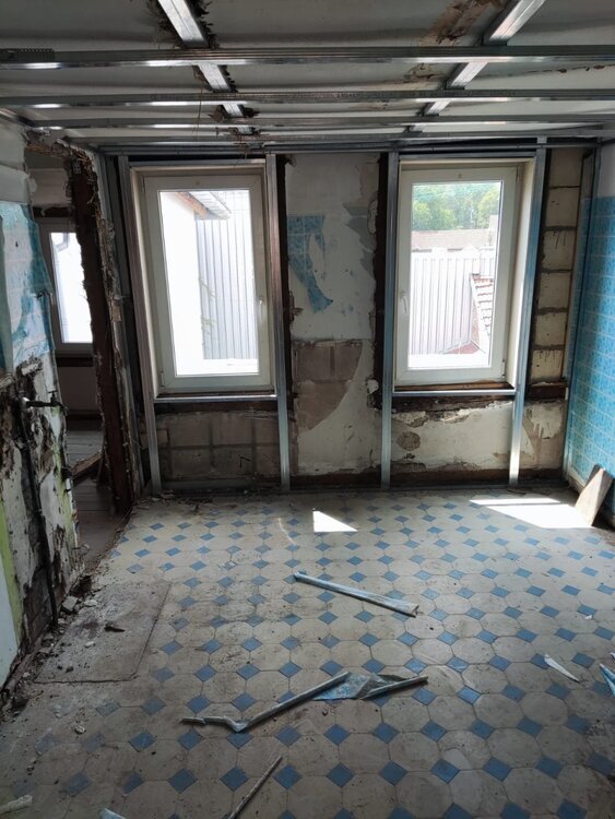 Ohrdruf, Wohn-u.Geschäftshs. zimmer