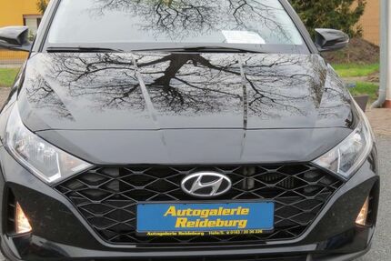 Hyundai i20 47.300 km 15.440 &euro; Halle/ Saale 06116