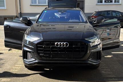 Audi Q8 210.000 km 41.000 € Wuppertal 42287