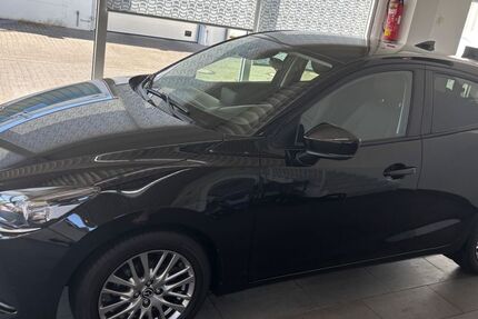 Mazda 2 60.000 km 13.500 &euro; Sailauf 63877