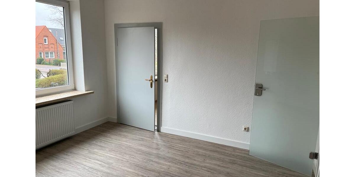 Etagenwohnung Schönwalde am Bungsberg - 3 Zimmer, 84 m&sup2;, 600&euro; | Angebot:25483777