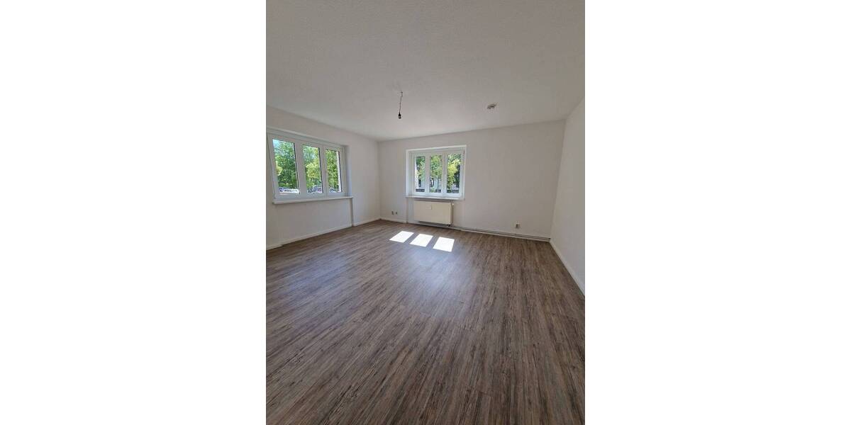 Etagenwohnung Magdeburg Cracau - 3 Zimmer, 68 m&sup2;, 449&euro; | Angebot:26933561