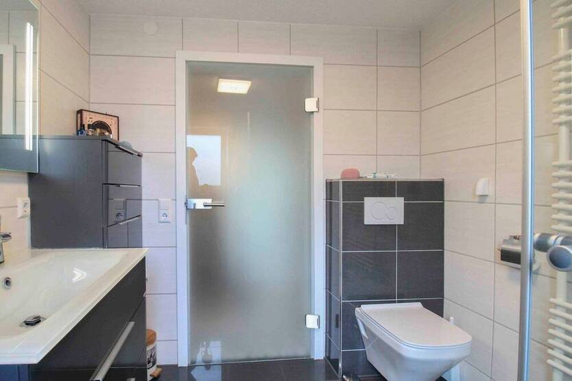 MFH mit 1 Einheit und Wertsteigerungspotenzial in Feldrandlage zur flexiblen Nutzung