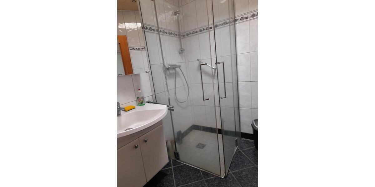 Etagenwohnung Papenburg - 6 Zimmer, 180 m&sup2;, 950&euro; | Angebot:26406040