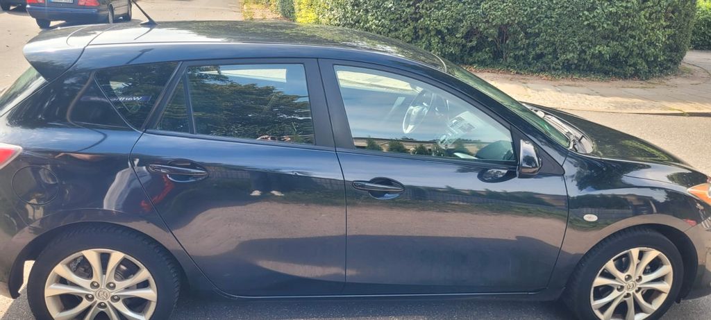 Mazda 3 169.500 km 2.990 &euro; Hamburg 22547