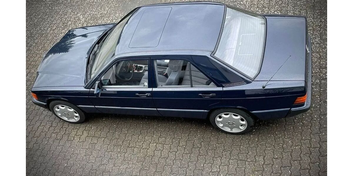 Mercedes-Benz 190 198.960 km 7.000 &euro; Celle 29223